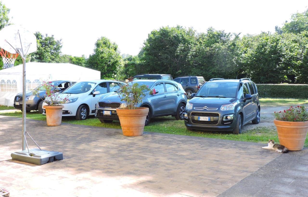 Casale Fedele Family Relax B&B Vicino Al Borgo Ronciglione  Exterior foto