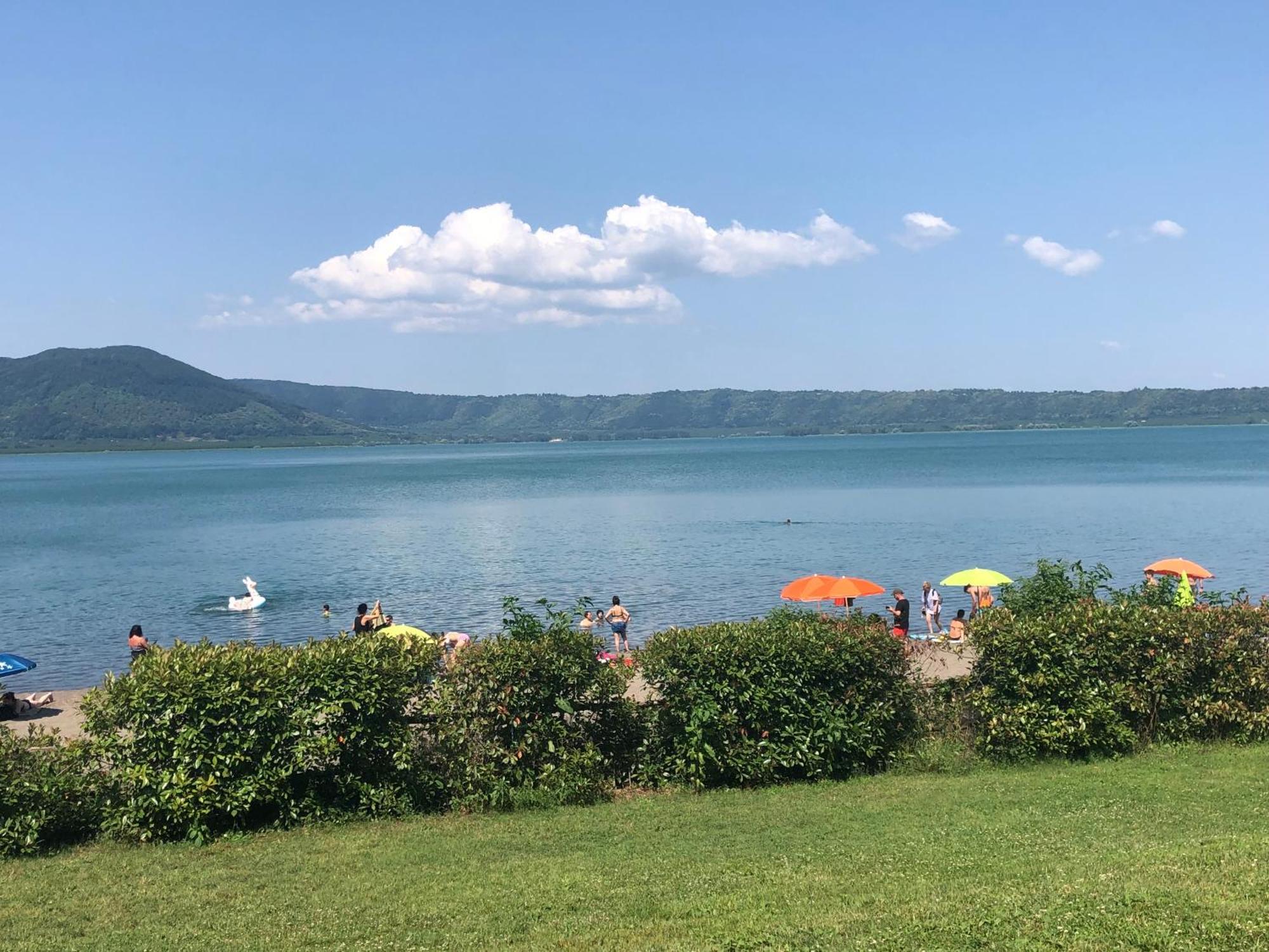 Casale Fedele Family Relax B&B Vicino Al Borgo Ronciglione  Exterior foto