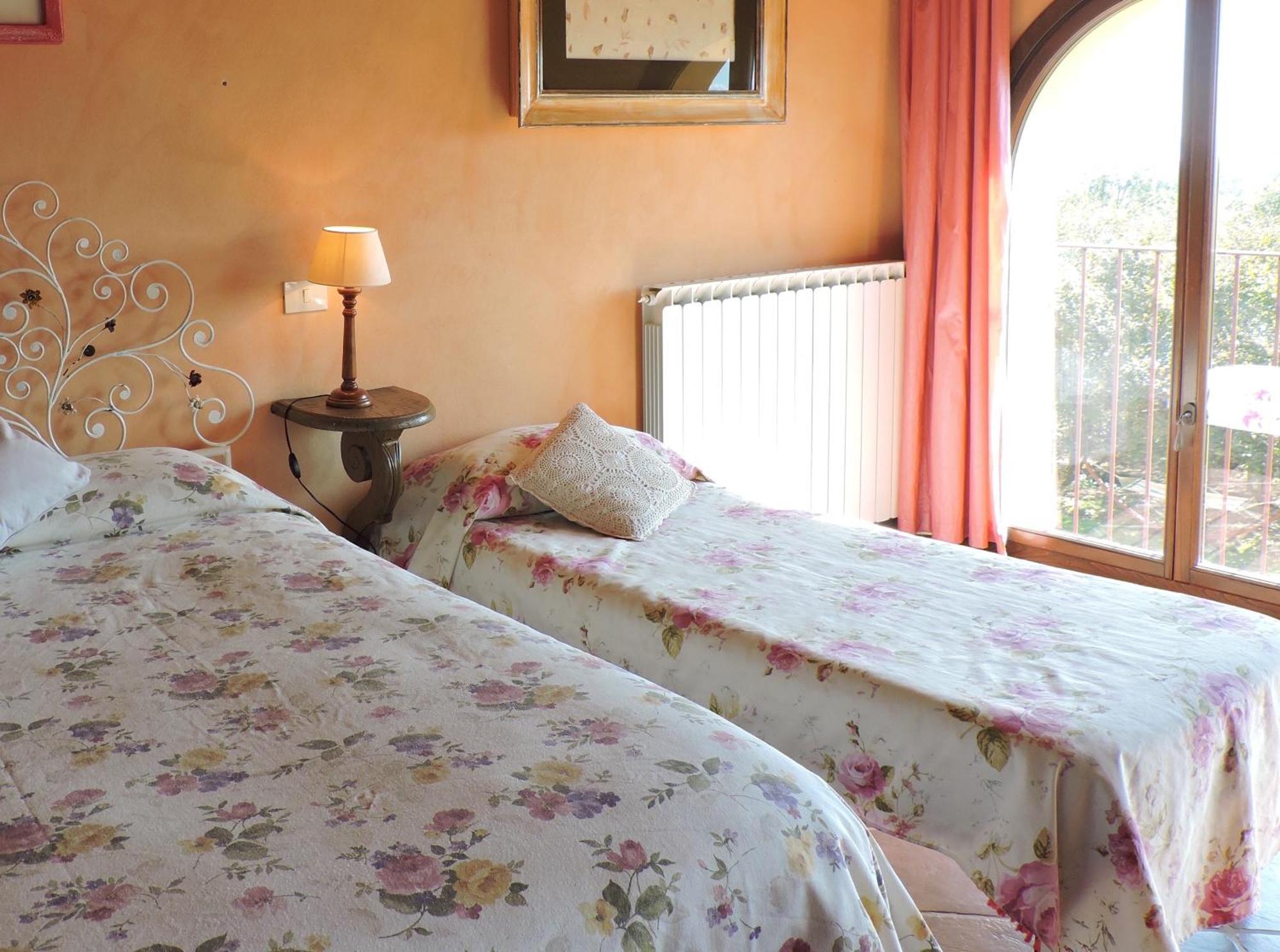 Casale Fedele Family Relax B&B Vicino Al Borgo Ronciglione  Exterior foto
