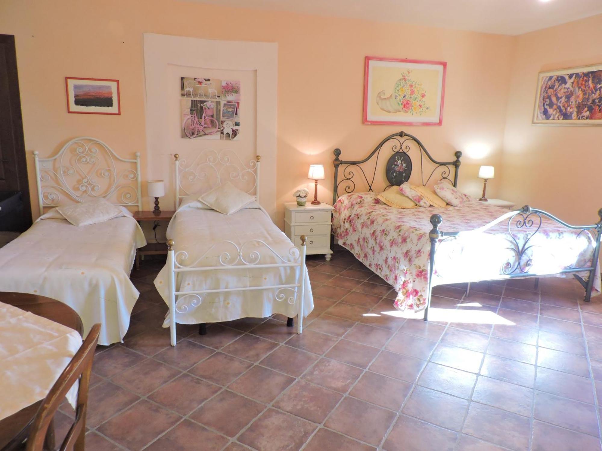 Casale Fedele Family Relax B&B Vicino Al Borgo Ronciglione  Habitación foto