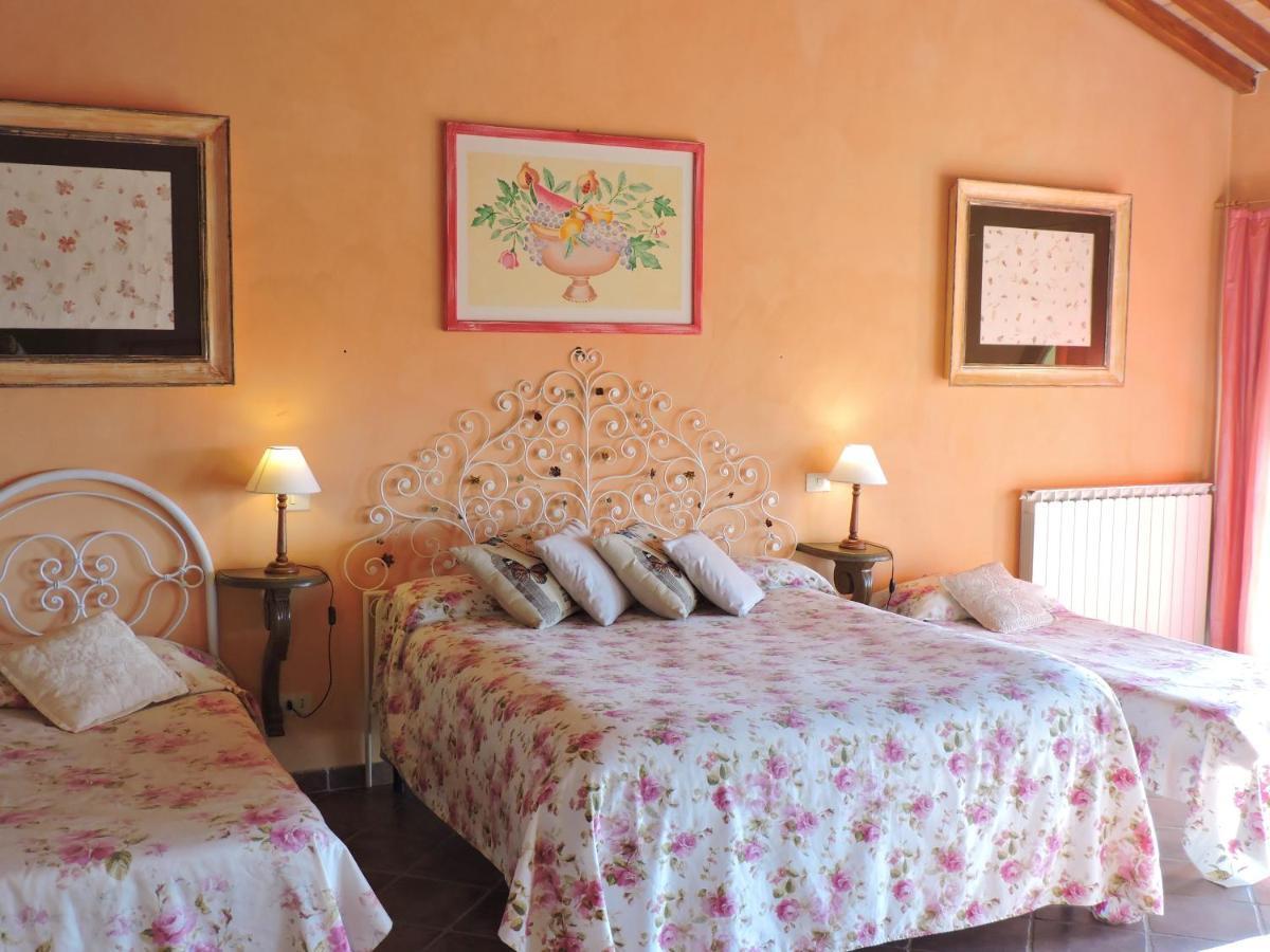 Casale Fedele Family Relax B&B Vicino Al Borgo Ronciglione  Exterior foto